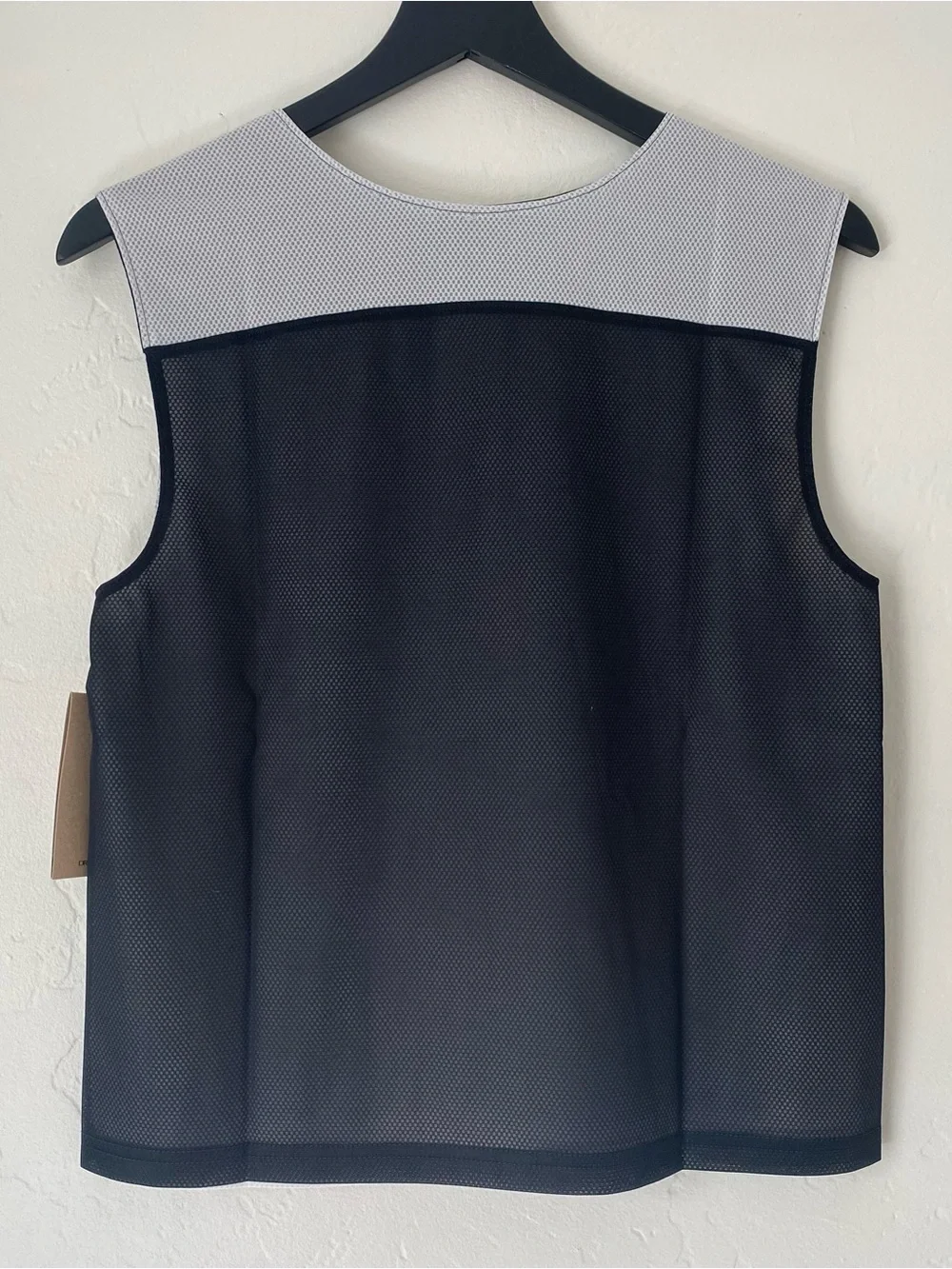 NWT Nike Reversible Black/ White Mesh Dri-FIT Sleeveless Training Tank